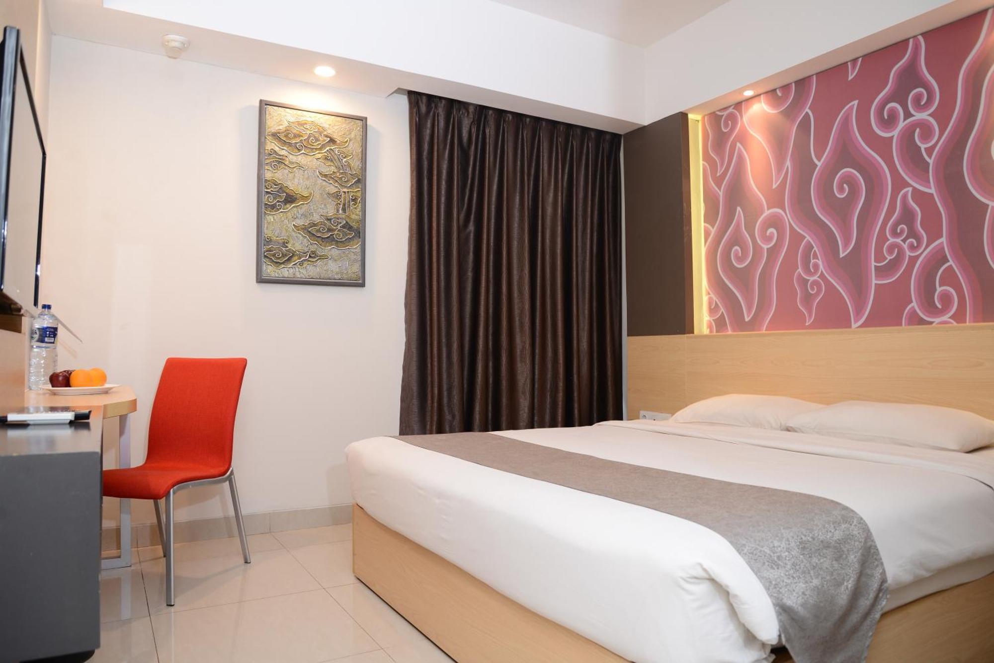 Metland Hotel Cirebon Exterior foto